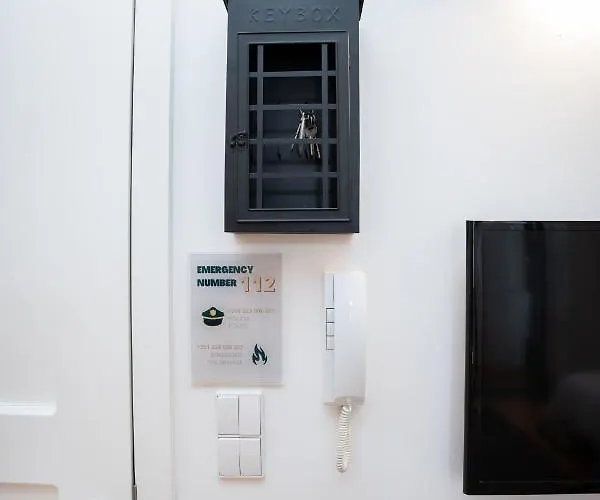 Host Wise - Peaceful Amazing - Ace Location