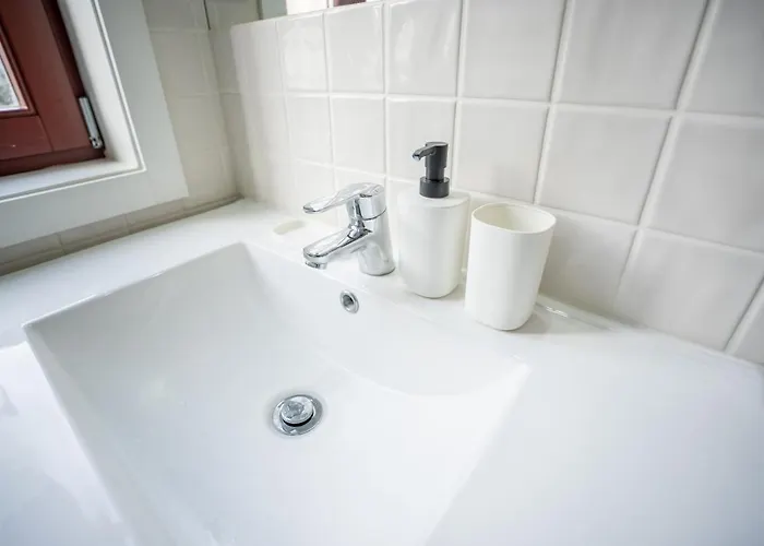 Host Wise - Peaceful Amazing - Ace Location Apartment Porto